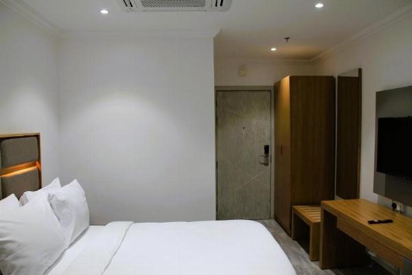 Plaza Athenee Hotel image 14