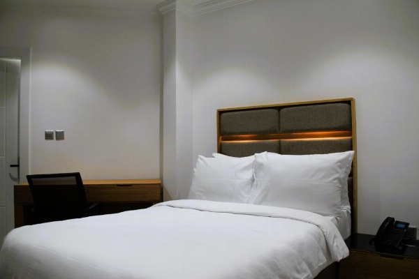 Plaza Athenee Hotel image 17