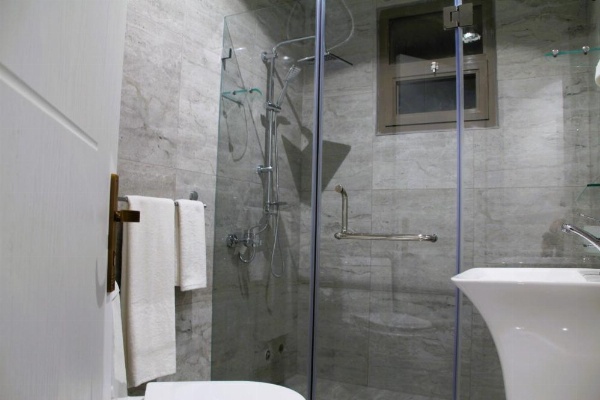 Plaza Athenee Hotel image 40